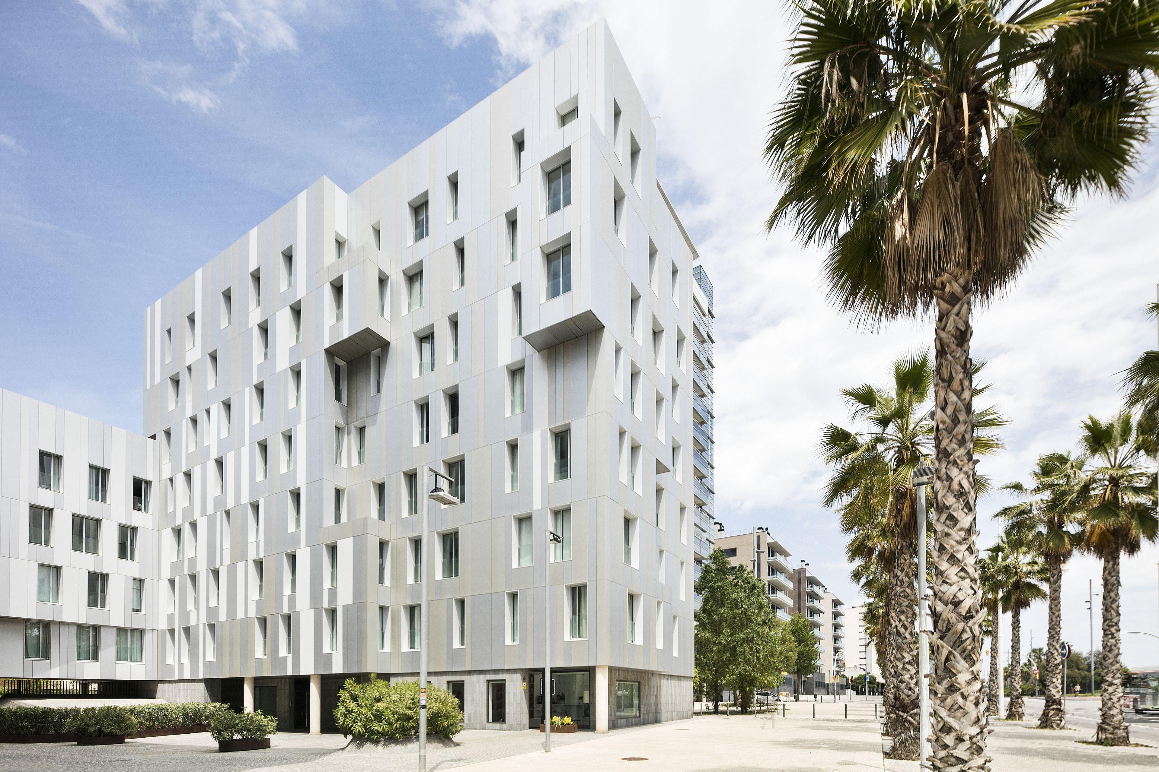 Lugaris Beach Apartments — Photos 3